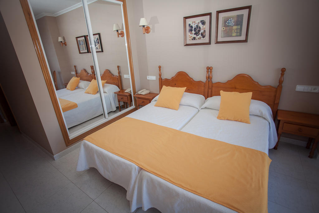 Hotel Martin Esperanza Portonovo Room photo